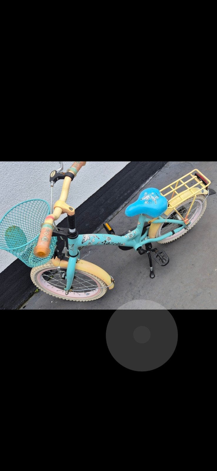 Meisjes fiets, Enlèvement