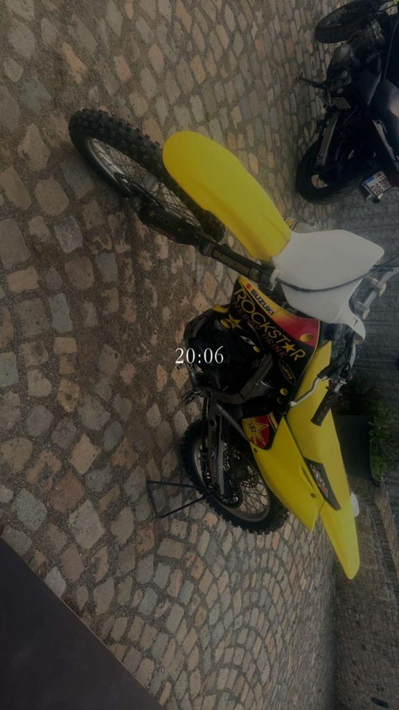 Suzuki rmz 250 4 takt, Particulier