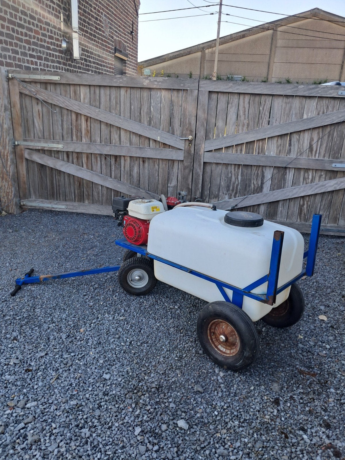 Sproeiwagen 200l, Ophalen