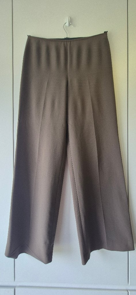 Pantalon Cassis Collection vert kaki taille40 modèle basique, Vêtements | Femmes, Taille 38/40 (M), Cassis Collection, Enlèvement ou Envoi