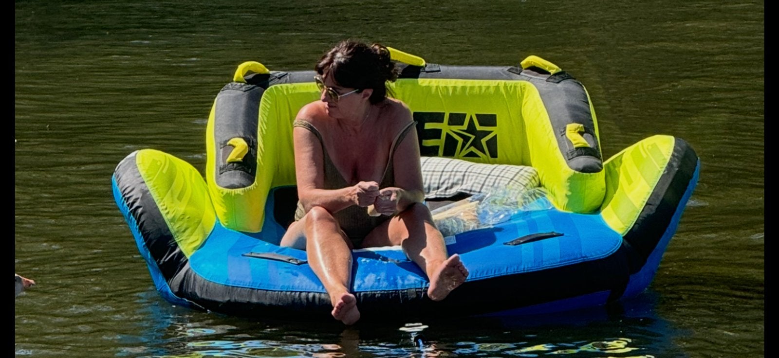 Fun tube, Watersport en Boten, Waterski's, Ophalen, Zo goed als nieuw