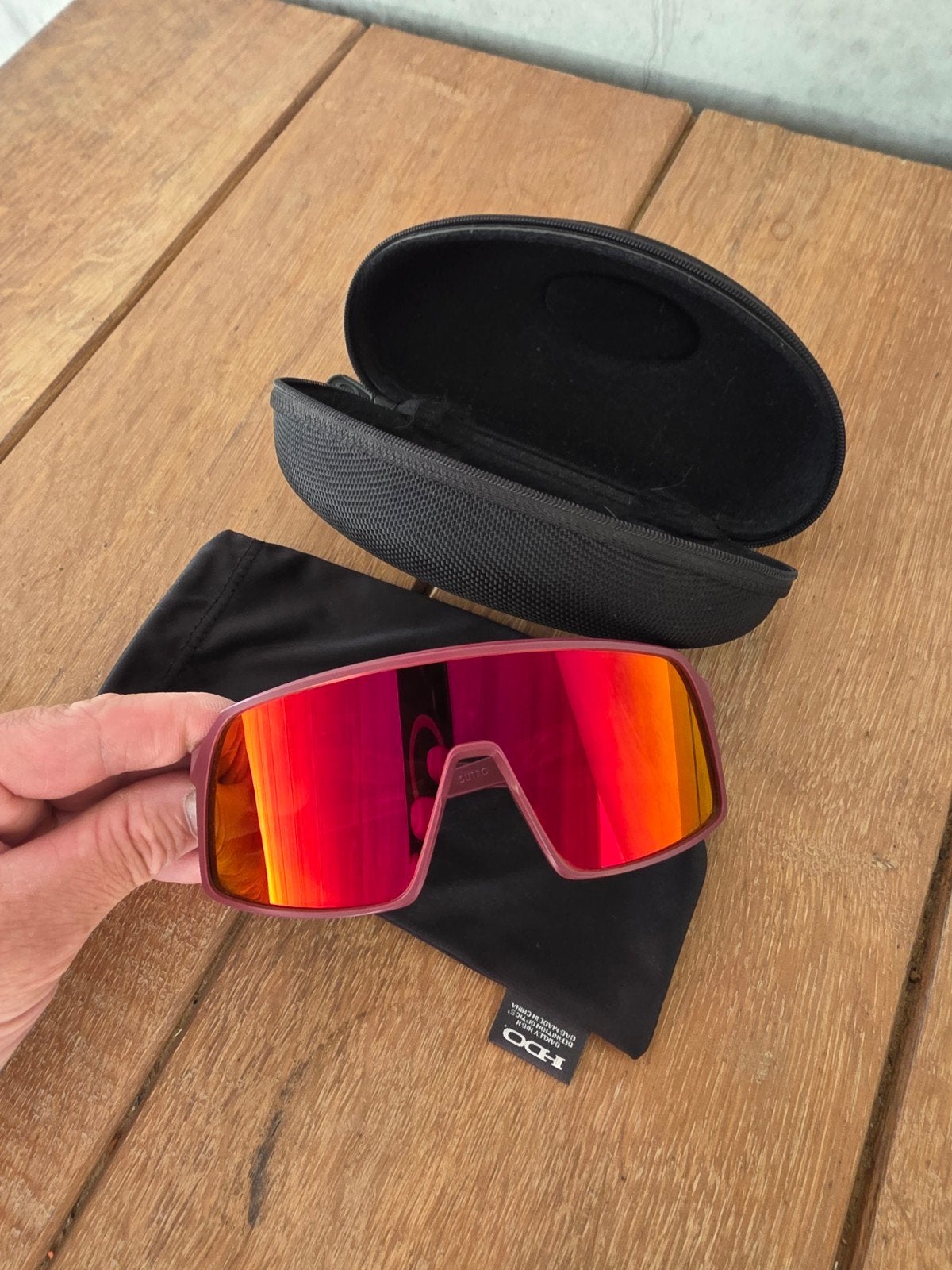 oakley sutro s sport, Ophalen, Zonnebril, Paars, Zo goed als nieuw