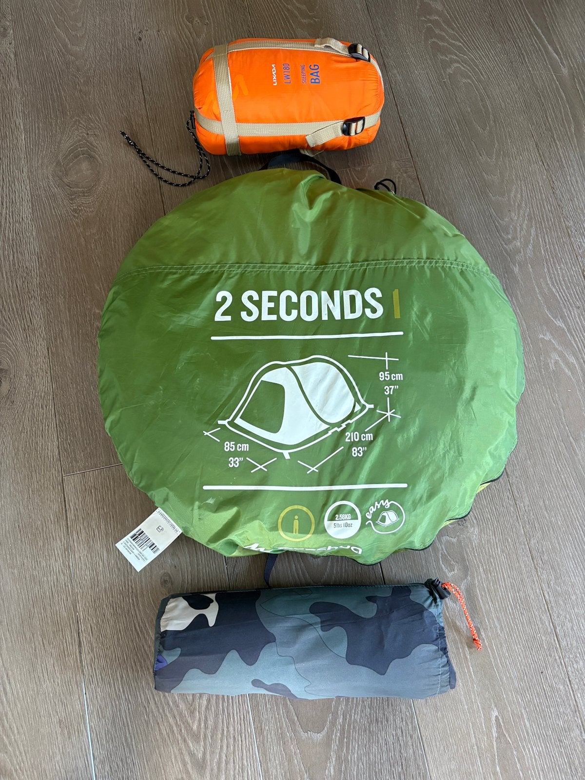 Quechua tent matras slaapzak, Caravanes & Camping, Tentes, Comme neuf, Enlèvement ou Envoi