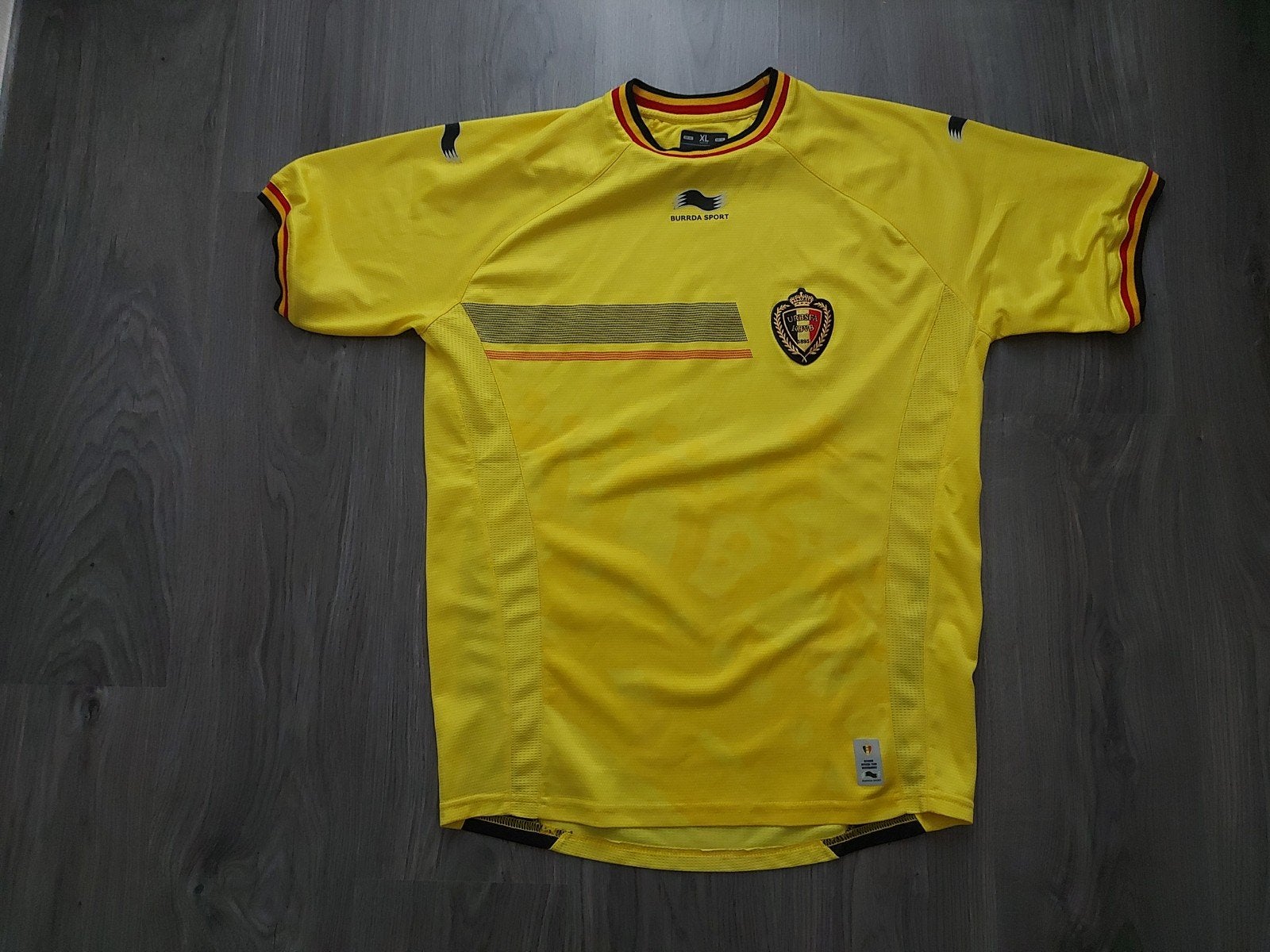 Rode Duivels 2014 derde shirt, Enlèvement ou Envoi, Maillot