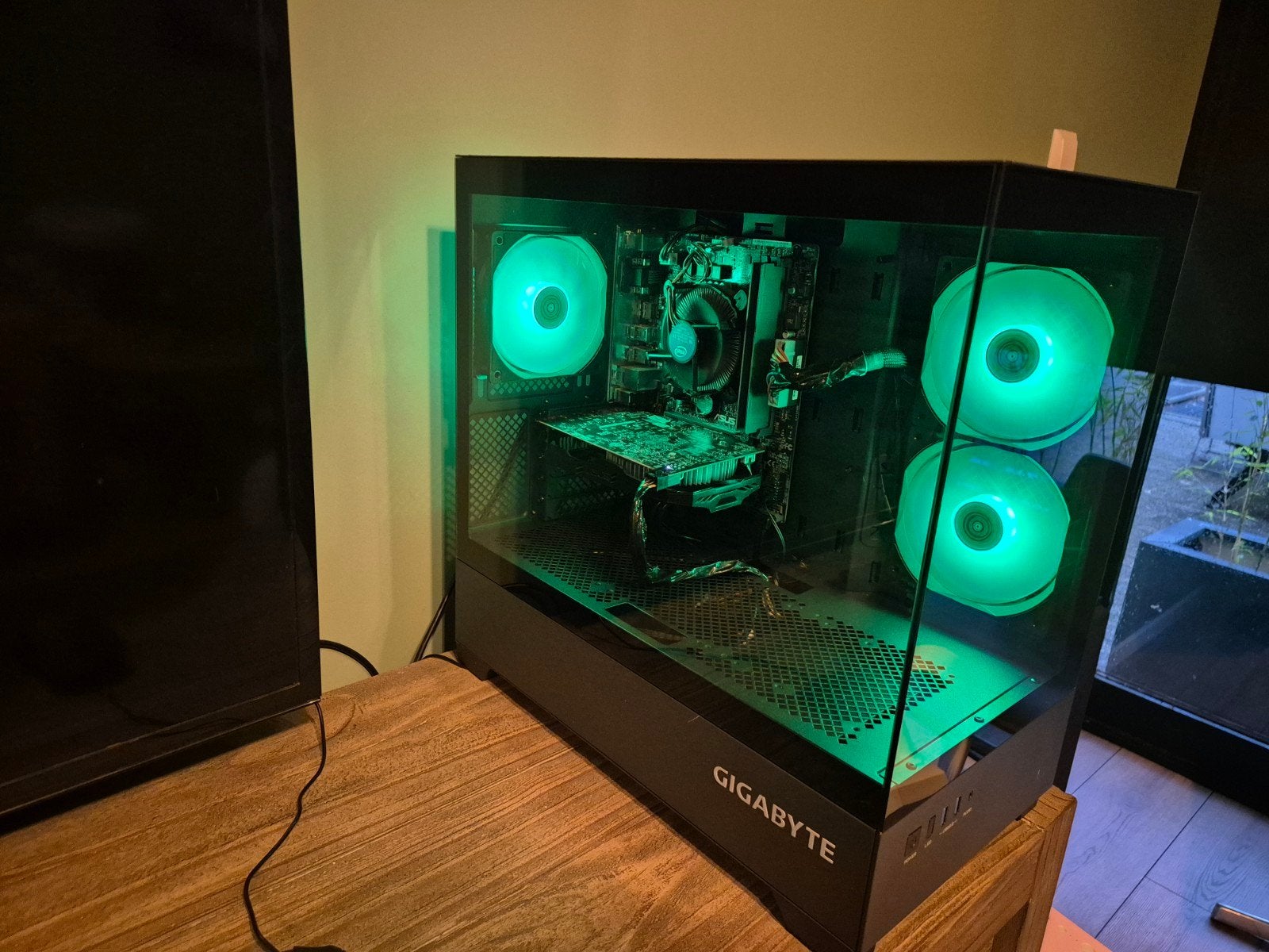 Game pc met Windows 11, Computers en Software, Ophalen
