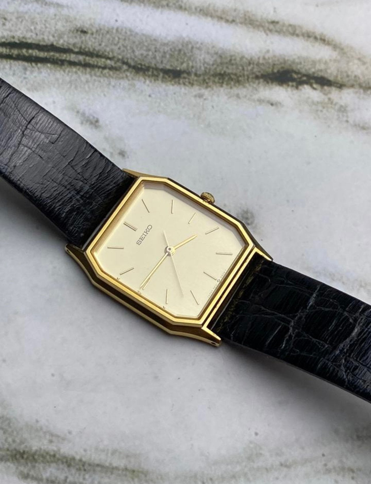 Seiko Chariot vintage 1990 – Montre rectangulaire dorée, Montre-bracelet, Seiko, Acier, Doré