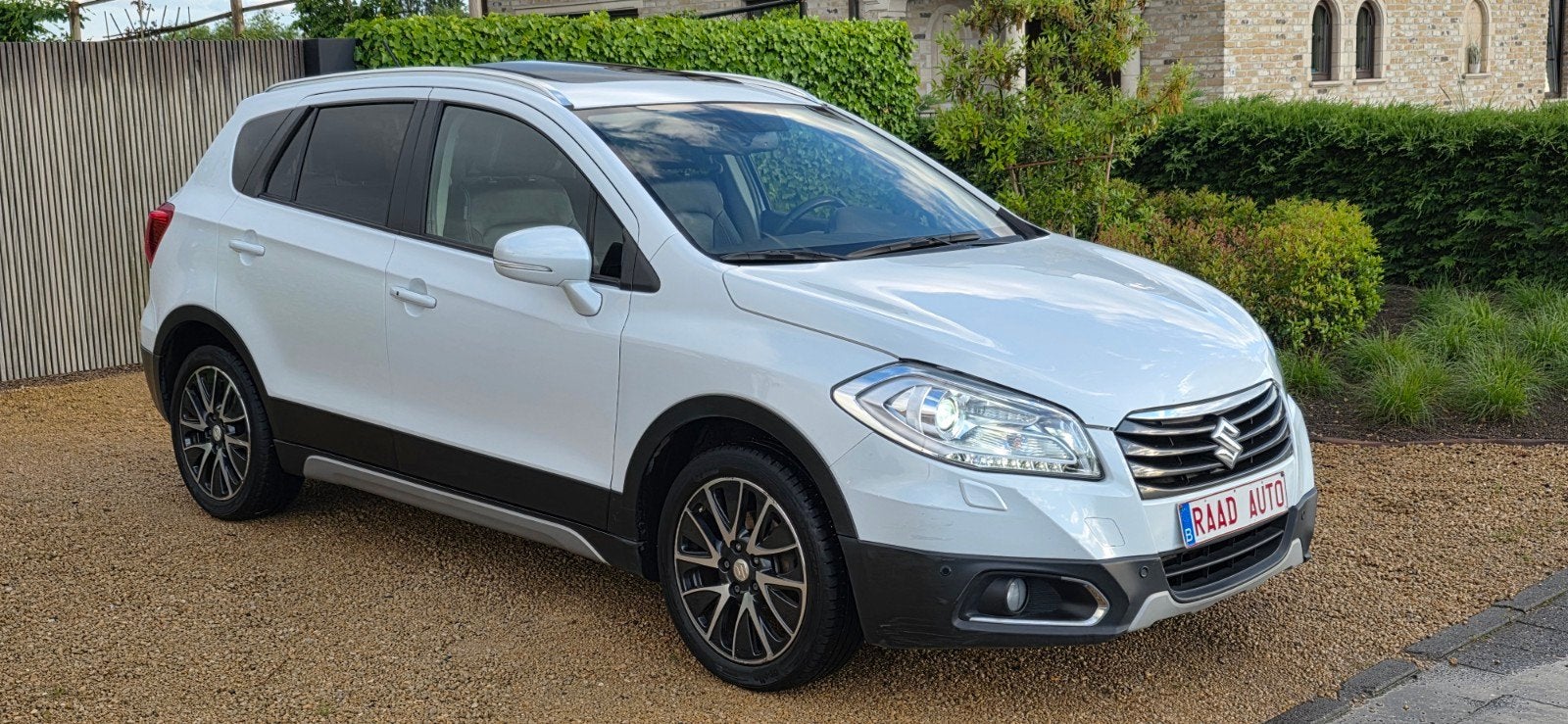 Suzuki SX4 S_CROSS _ 1ÈRE MAIN _ boîte auto / 1.6 _ 88kw !, Autos, Cuir, Achat, Euro 6, Entreprise
