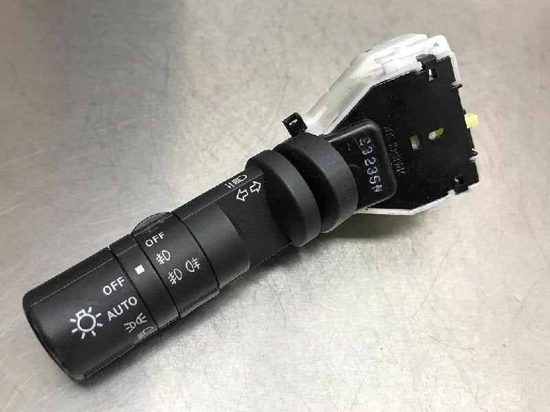 LICHTSCHAKELAAR Nissan Qashqai (J10) (11-2006/01-2014), Gebruikt, Nissan