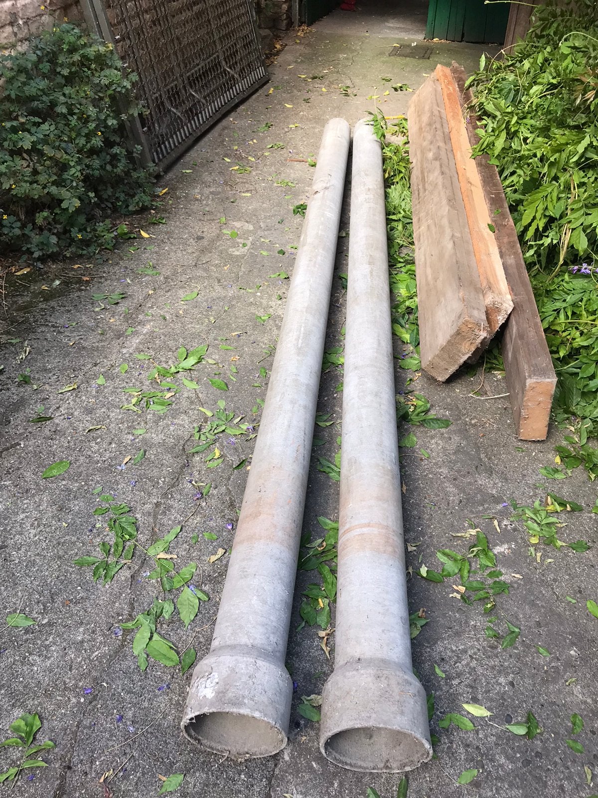 2 tuyaux a donner, Bricolage & Construction, Tuyaux & Évacuations, Comme neuf