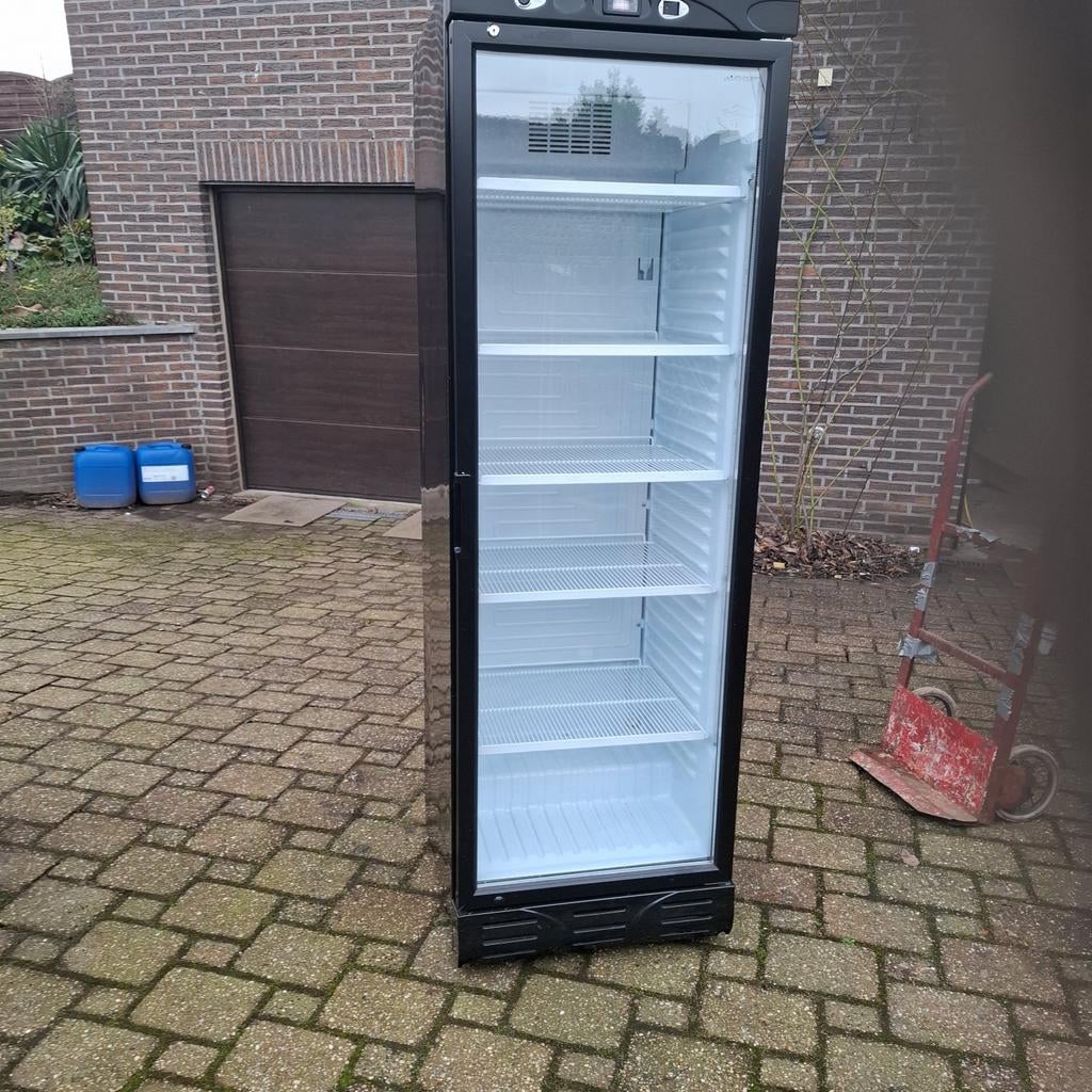 Wijnfrigo, Elektronische apparatuur, Ophalen