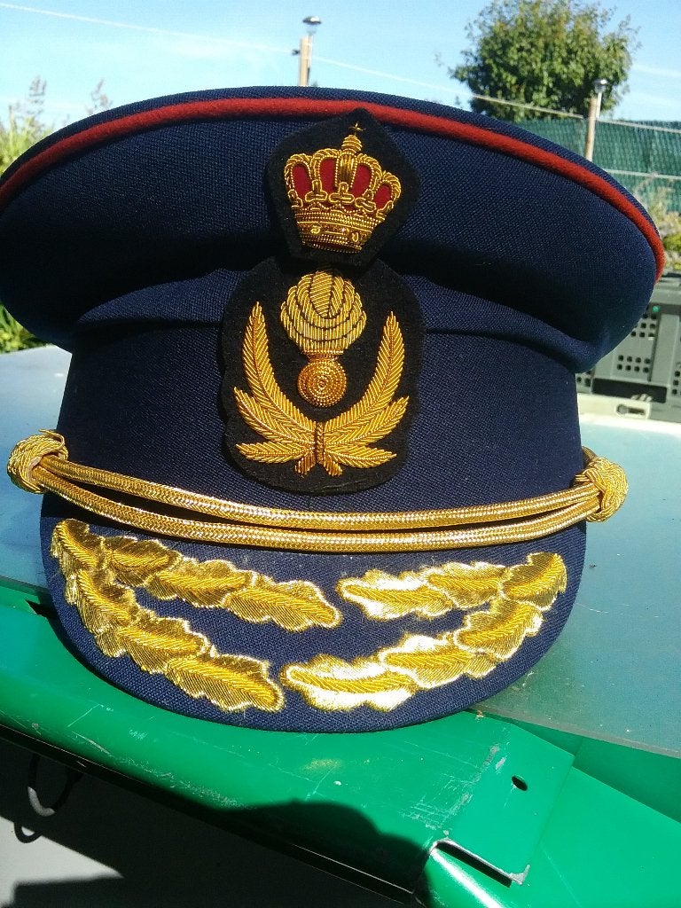 Rijkswacht gendarmerie casquette expostion, Collections, Objets militaires | Général, Envoi, Gendarmerie