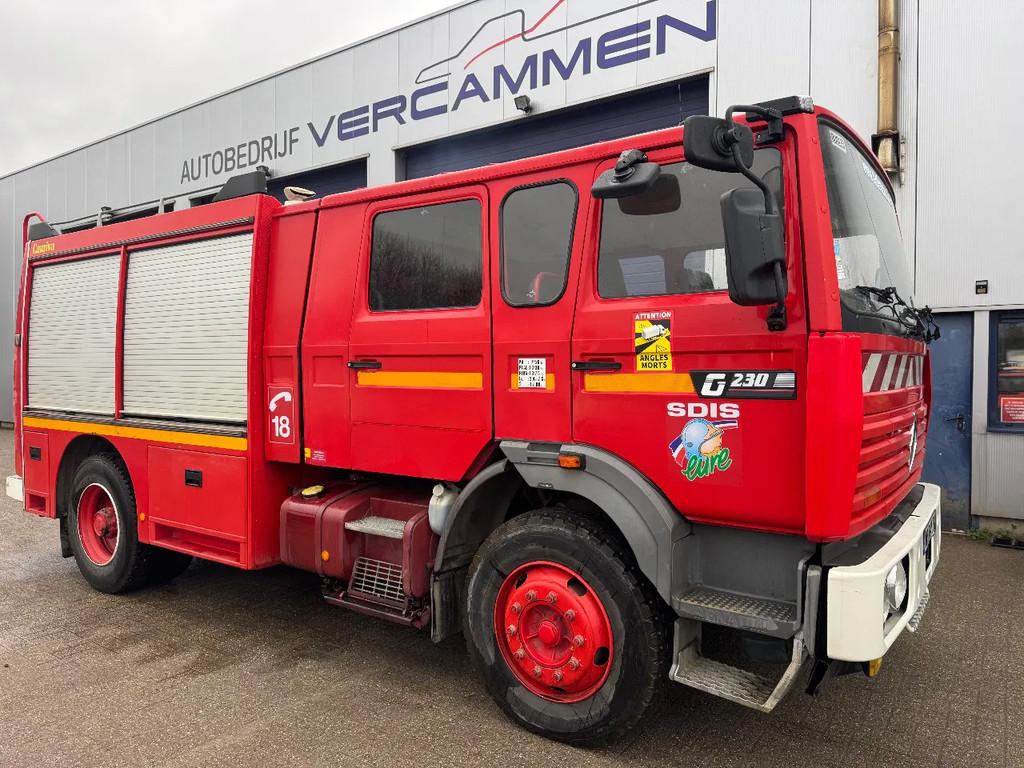 Renault G230 *FIRETRUCK-WATERTANK-PUMP* (bj 1993), Autos, Camions, Rouge, Achat, Entreprise, Diesel