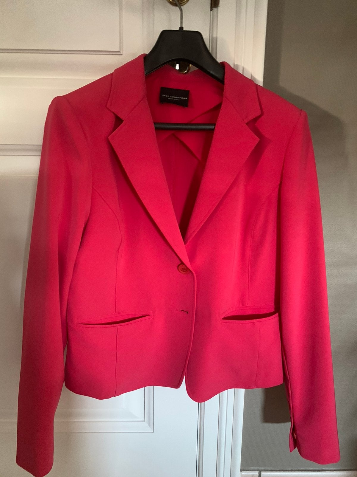 Nieuw jasje Italy Atos Lambordini 44 M dure aankoop mooie, Kleding | Dames, Ophalen of Verzenden, Zo goed als nieuw, Jasje
