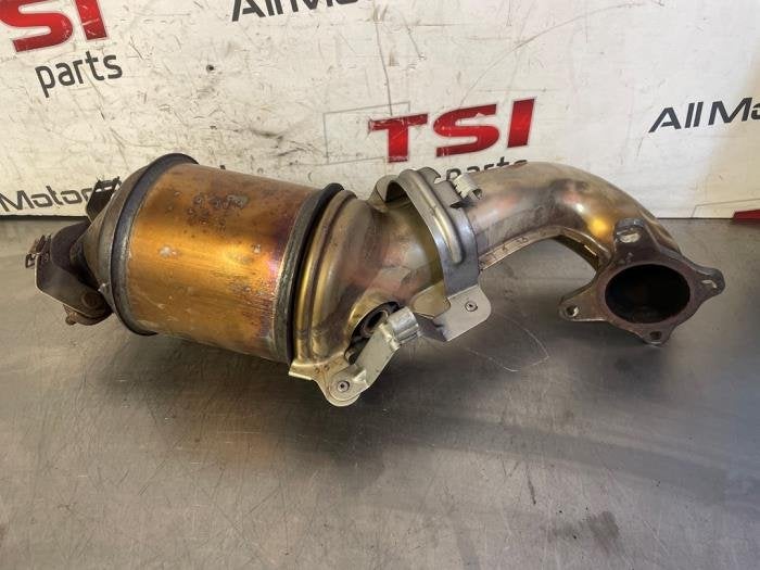 Tube avant + catalyseur d'un Volkswagen Golf, Autos : Pièces & Accessoires, Systèmes d'échappement, Volkswagen, Utilisé, 3 mois de garantie