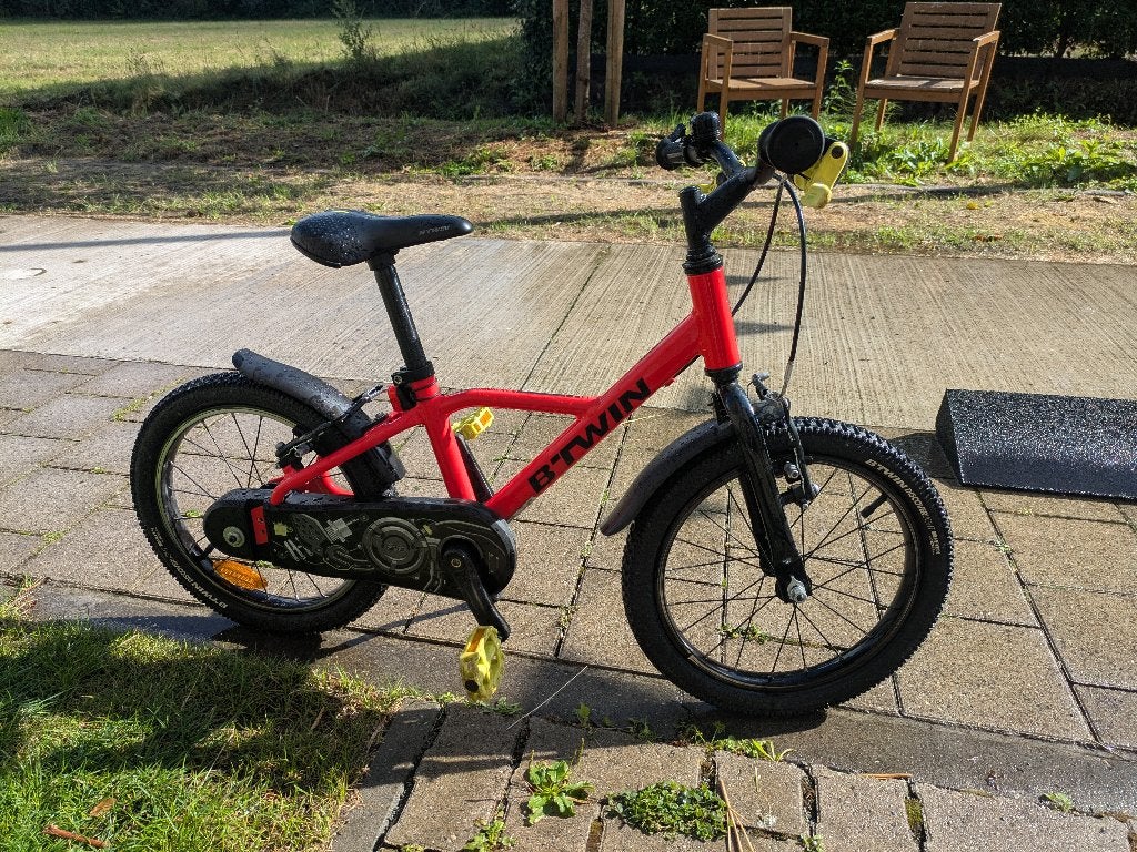KINDERFIETS 16 inch 4-6 jaar 900 racing B'TWIN, Ophalen, Velgrem, Btwin Decathlon, 16 tot 20 inch