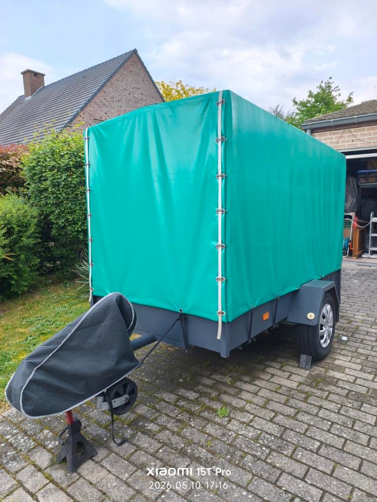 Aanhangwagen gesloten met huif, Auto diversen, Ophalen