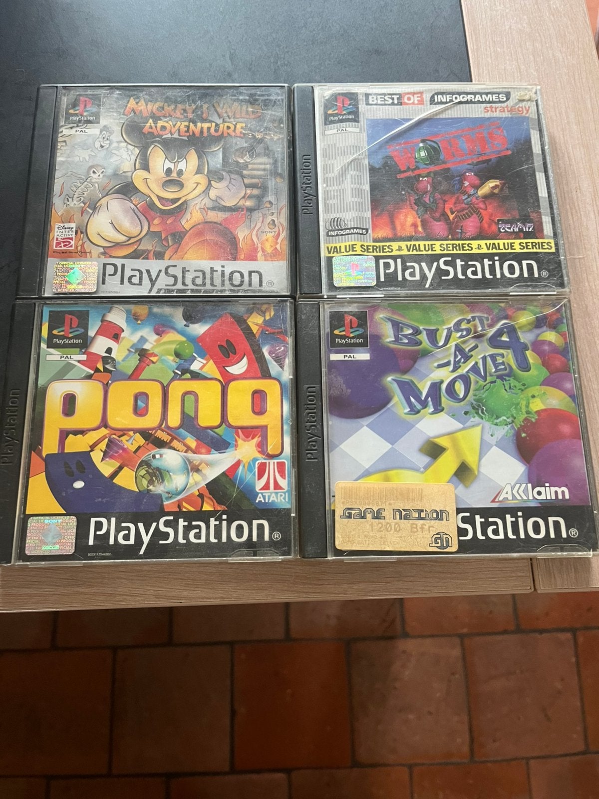 4 spelletjes PlayStation 1, Games en Spelcomputers, Ophalen of Verzenden, Zo goed als nieuw