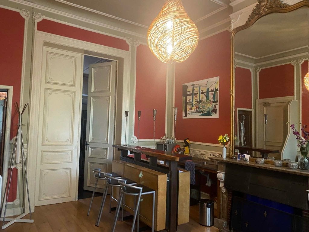 Prachtig gelegen gelijkvloers appartement of kantoor, Immo, 100 m², Tot 200 m², 2 kamers, Verkoop zonder makelaar