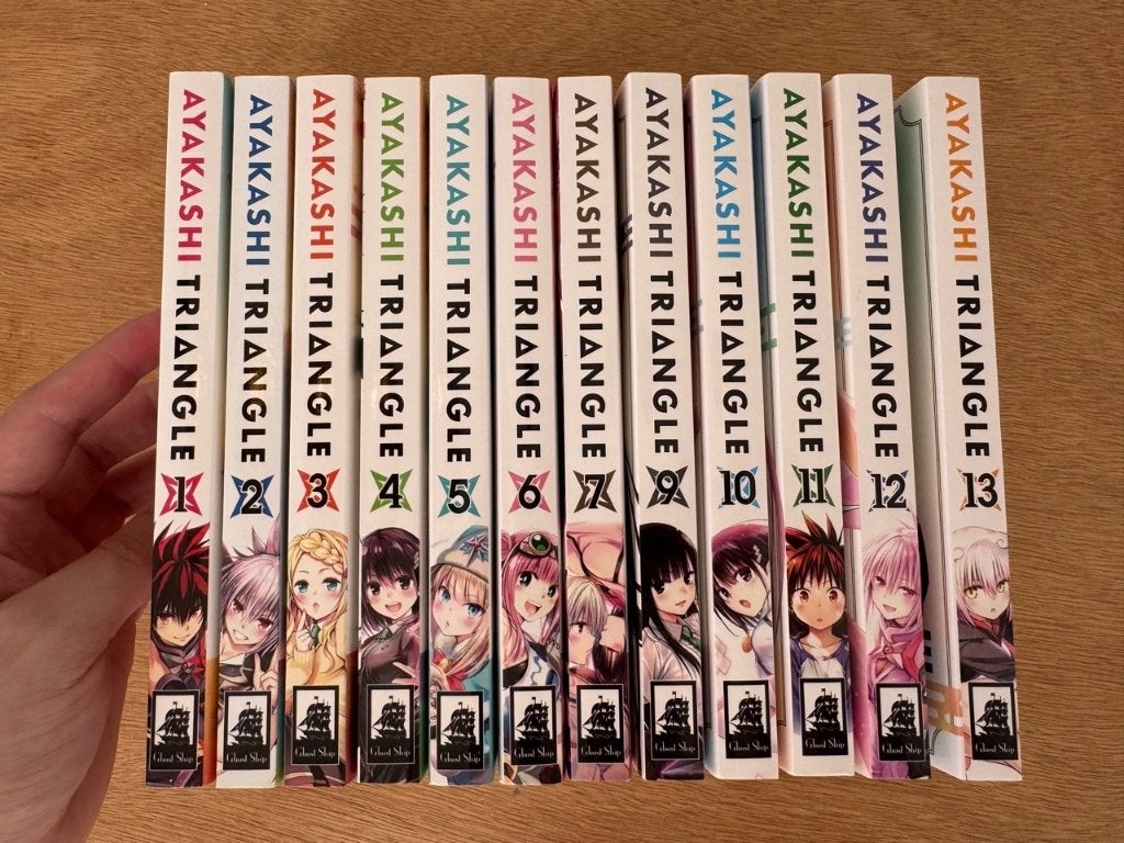 Ayakashi Triangle manga, Meerdere comics, Ophalen of Verzenden, Zo goed als nieuw, Japan (Manga)