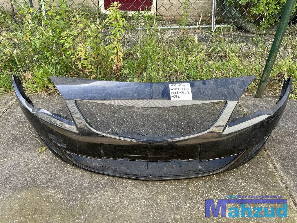 OPEL ASTRA J Zwart voorbumper 2009-2015, Auto-onderdelen, Gebruikt, Voor, Opel Automobile GmbH, Kontakt@opel-infoservice.de