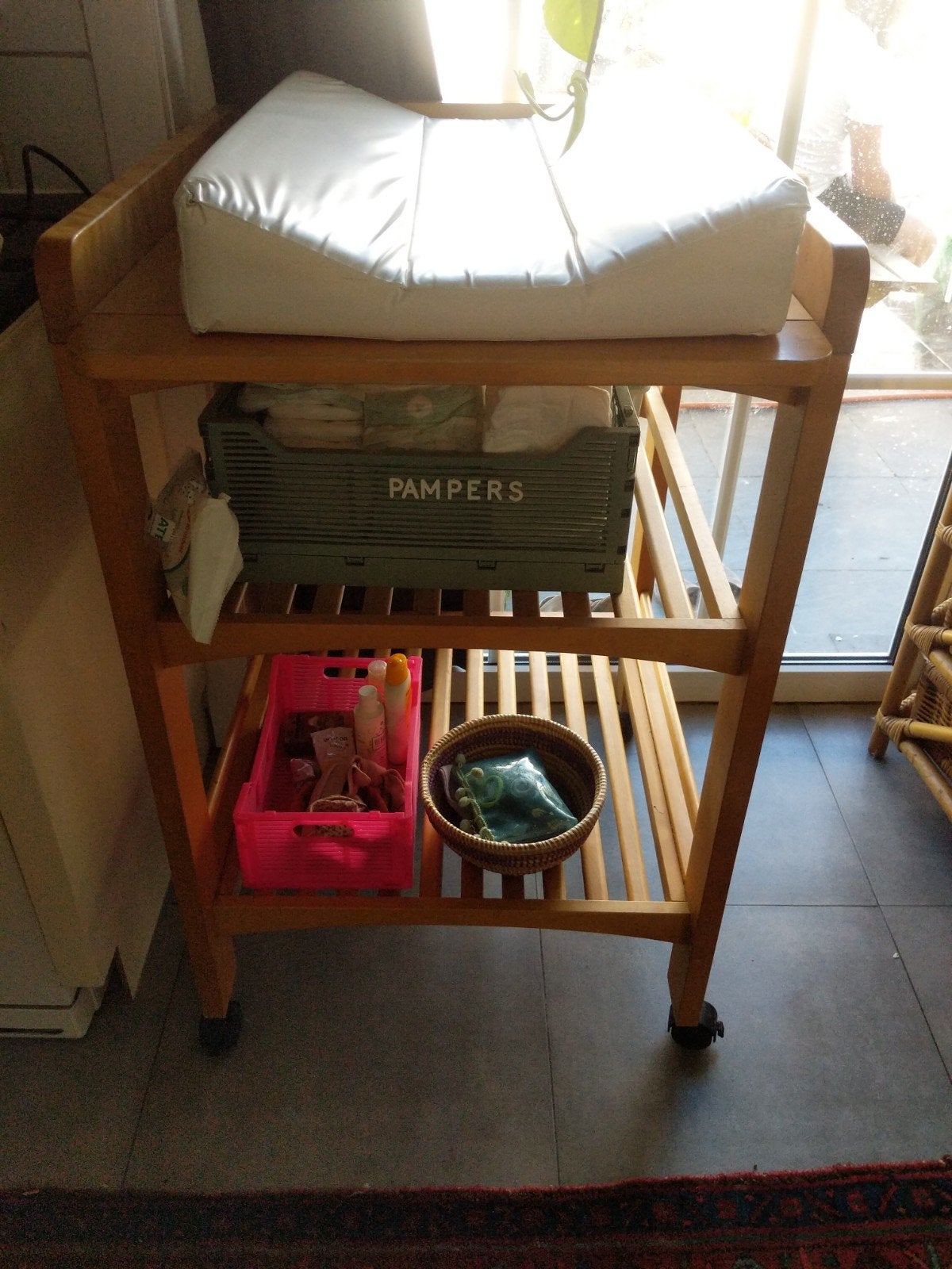 Commode met kussen ( mandjes niet inbegrepen), Ophalen, Commode