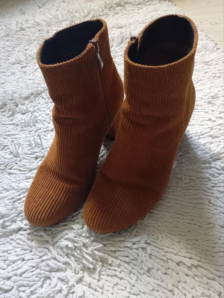 Bottines en velours côtelé Trend One Young taille 38, Enlèvement ou Envoi