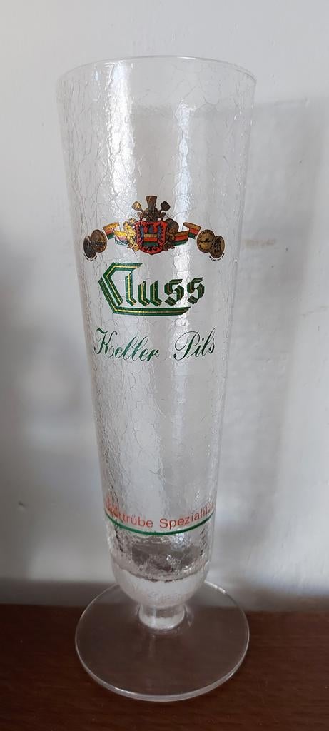 17 verres martelé avec écussons. Cluss Keller Pils., Envoi, Utilisé, Verre à bière