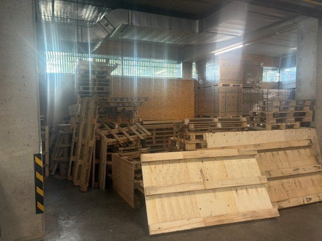 Wegwerppaletten, 6 m³ of meer, Ophalen, Overige houtsoorten, Blokken