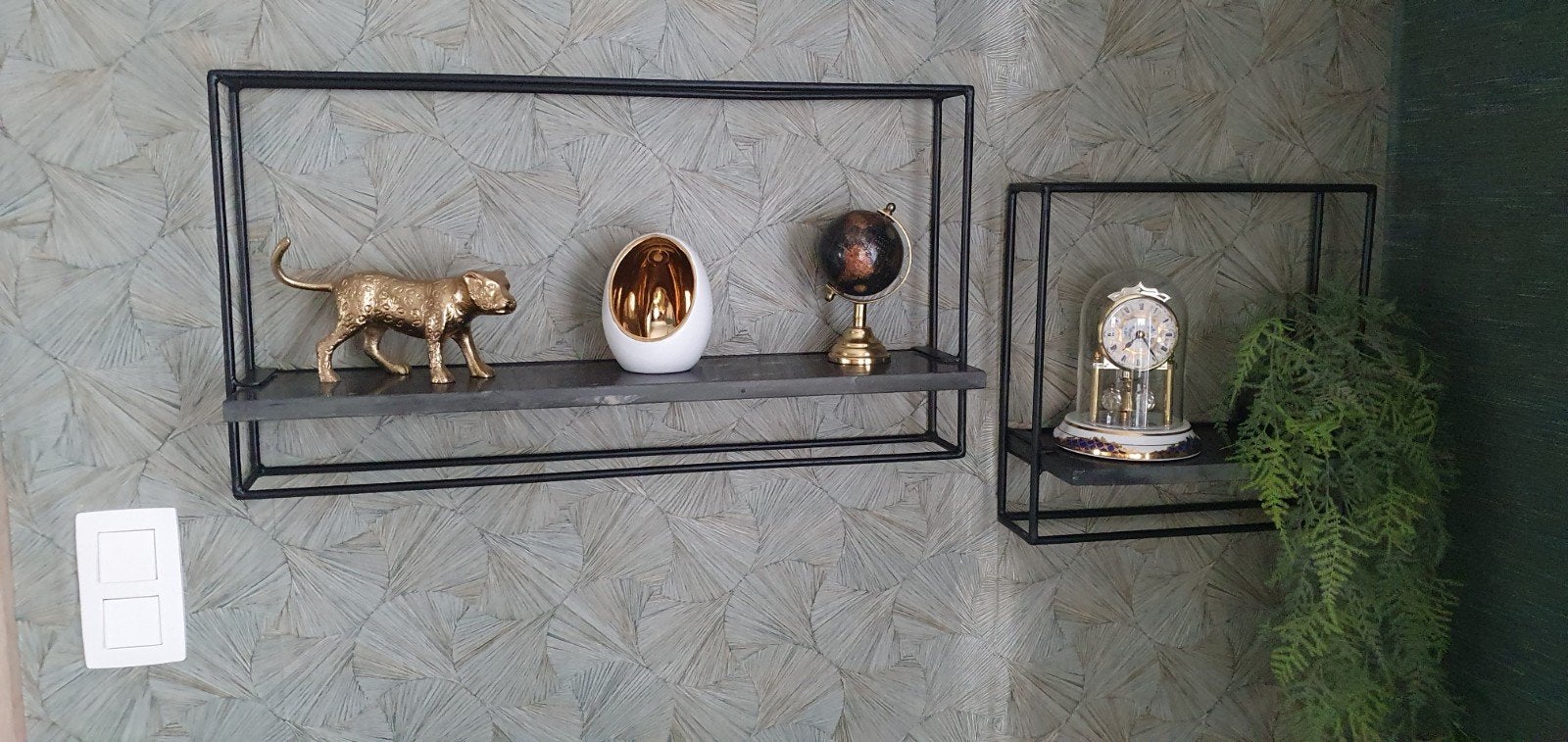 te koop zonder decoratie zwaar.schappen zijn steen., Enlèvement