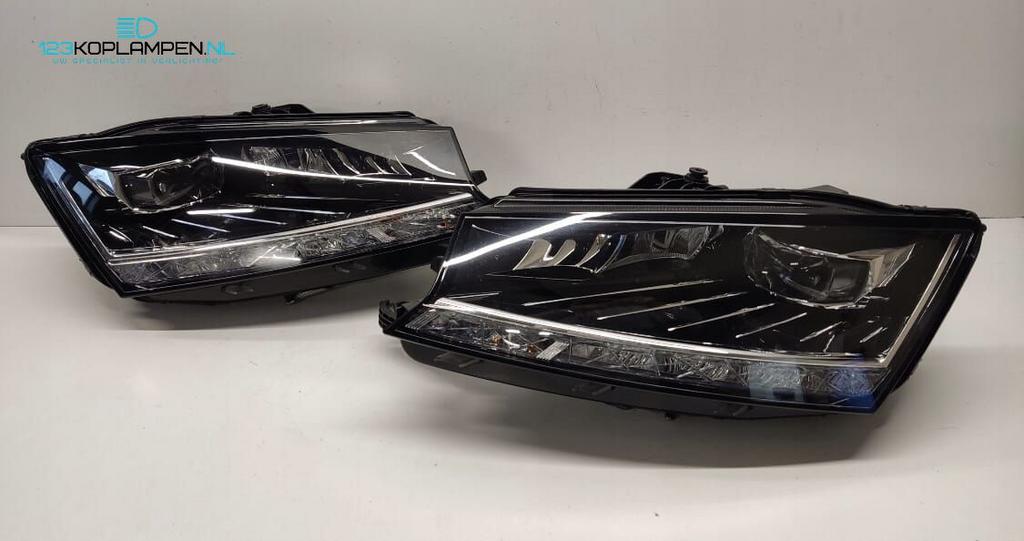 Skoda Fabia 3 Facelift Full Led koplamp links rechts, Gebruikt, -, -, Ophalen of Verzenden