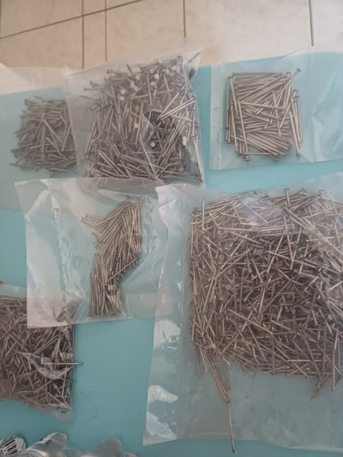 Ongles de 4,50 cm de long., Enlèvement ou Envoi