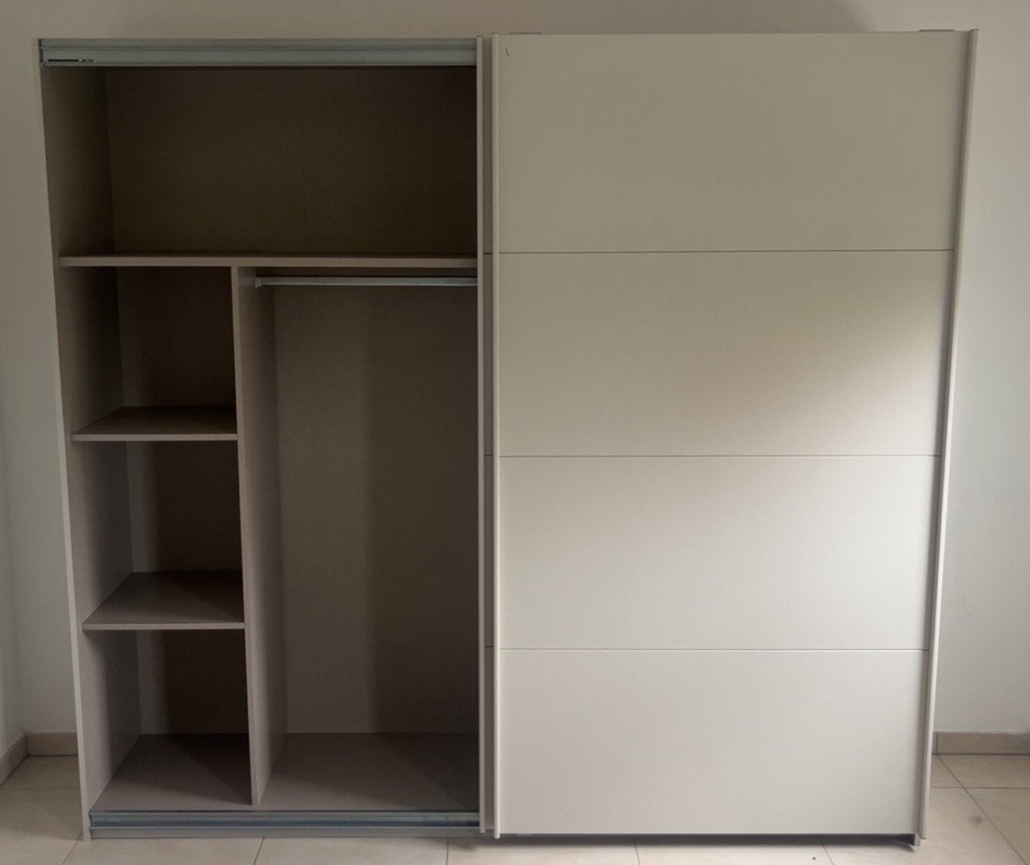 Rauch Quadra schuifdeurkast – nooit gebruikt, Ophalen, Overige materialen, 200 cm of meer, 200 cm of meer