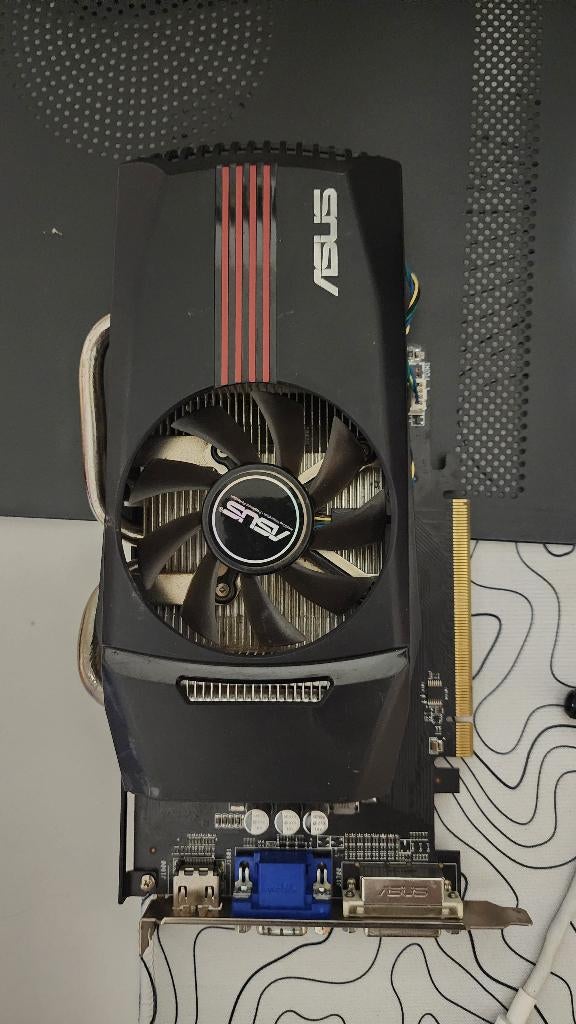ASUS AMD Radeon HD 6770 Carte Graphique 1Gb VRAM, Computers en Software, Videokaarten, AMD, GDDR5, HDMI, Ophalen