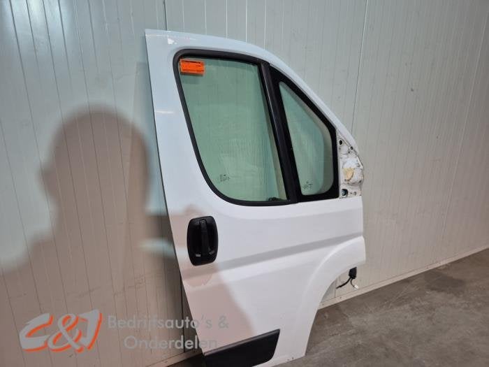Portière 2portes droite d'un Fiat Ducato, -, 3 mois de garantie, Utilisé, Porte