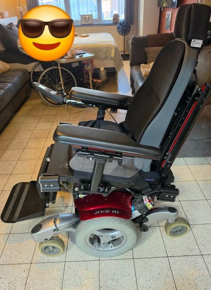 Fauteuil roulant électrique Quickie Jive M, Divers, Chaises roulantes, Enlèvement, Comme neuf, Fauteuil roulant électrique