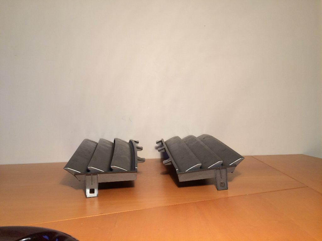 Mercedes-Benz W463 kafdekking rooster Links & Rechts Grijs, Ophalen, Mercedes-Benz, Bumper, Nieuw