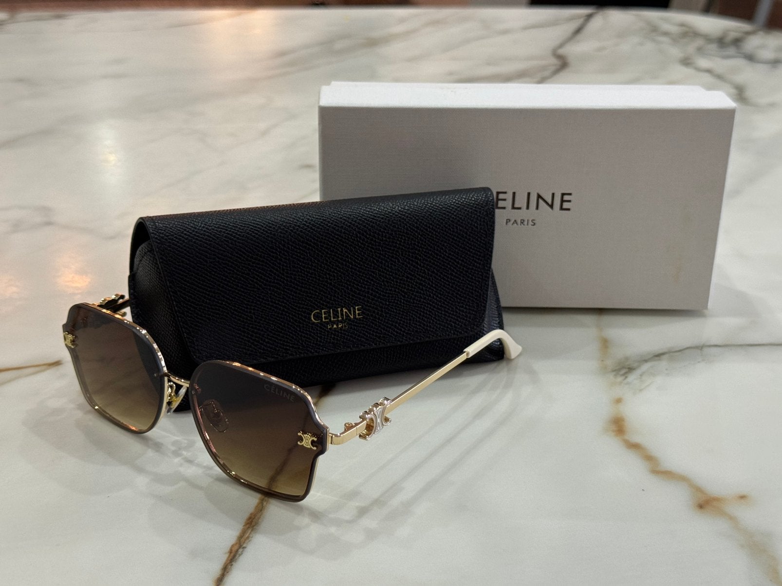 Celin paris, Ophalen, Zo goed als nieuw, Zonnebril