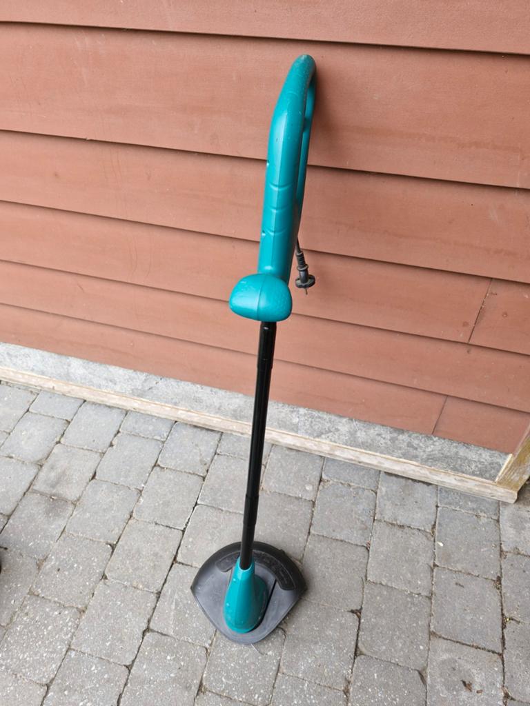 Tondeuse Bosch à 230 VAC, comme par la suite, Jardin & Terrasse, Enlèvement