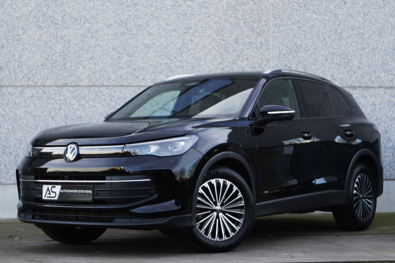 Volkswagen Tiguan Life/Goal DSG met trekhaak, Autos, 0 kg, Euro 6, 0 kg, Noir