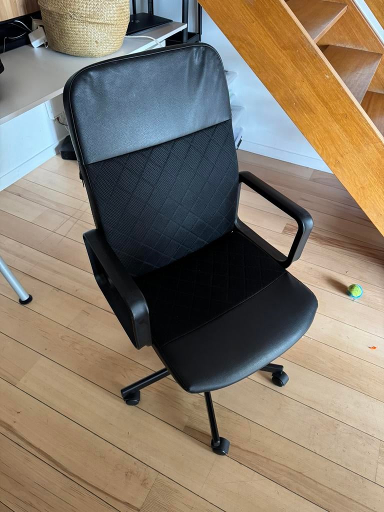 Chaise de bureau sur roulette., Enlèvement, Comme neuf, Chaise de bureau