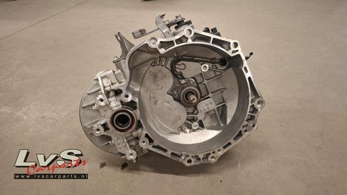 Versnellingsbak van een Opel Astra, Gebruikt, -, -, Opel