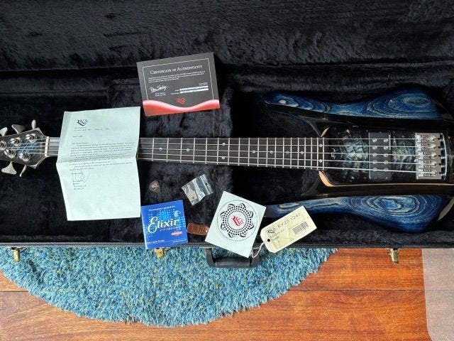 RKS 5 string, Muziek en Instrumenten, Ophalen of Verzenden, Zo goed als nieuw, Elektrisch, 5-snarig