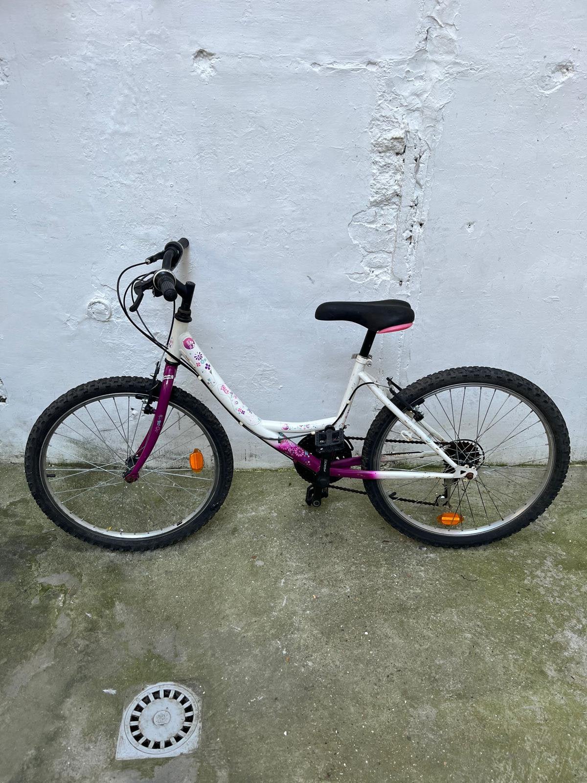 Velo vtt 24 pouces, Enlèvement, Comme neuf, Frein sur jante, 24 pouces