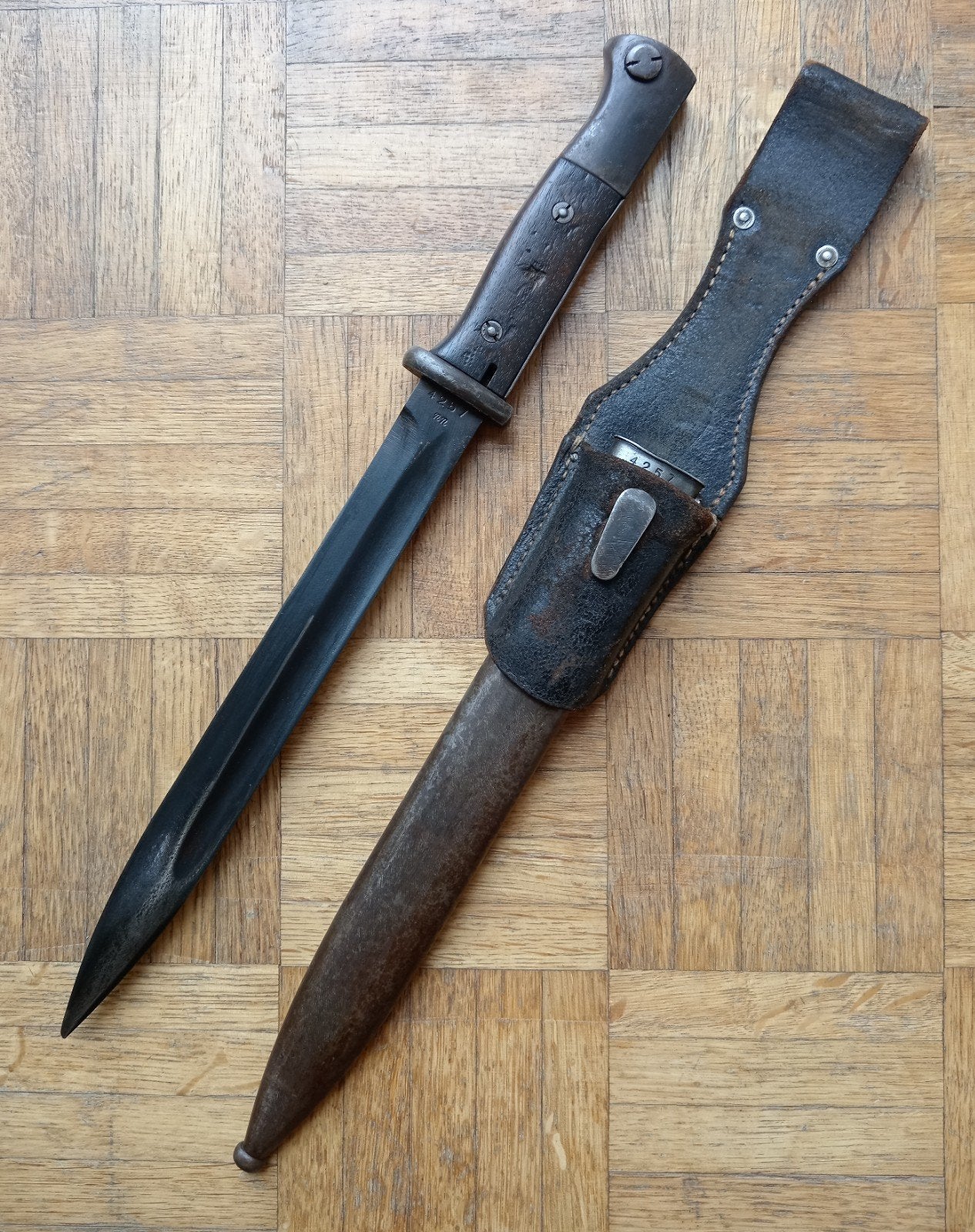 Numéro de baïonnette allemand K98 original égal à asw43 avec, Collections, Enlèvement ou Envoi, Armée de terre, Couteau ou Poignard