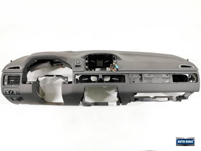 Tableau de bord d'un Volvo XC70, -, 3 mois de garantie, -, -
