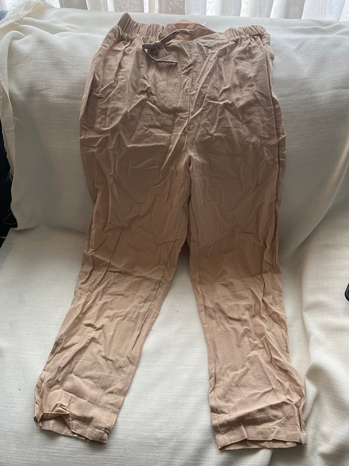 Nieuwe beige Shein broek, maat M, Kleding | Dames, Broeken en Pantalons, Maat 38/40 (M), Beige, Nieuw, Ophalen of Verzenden