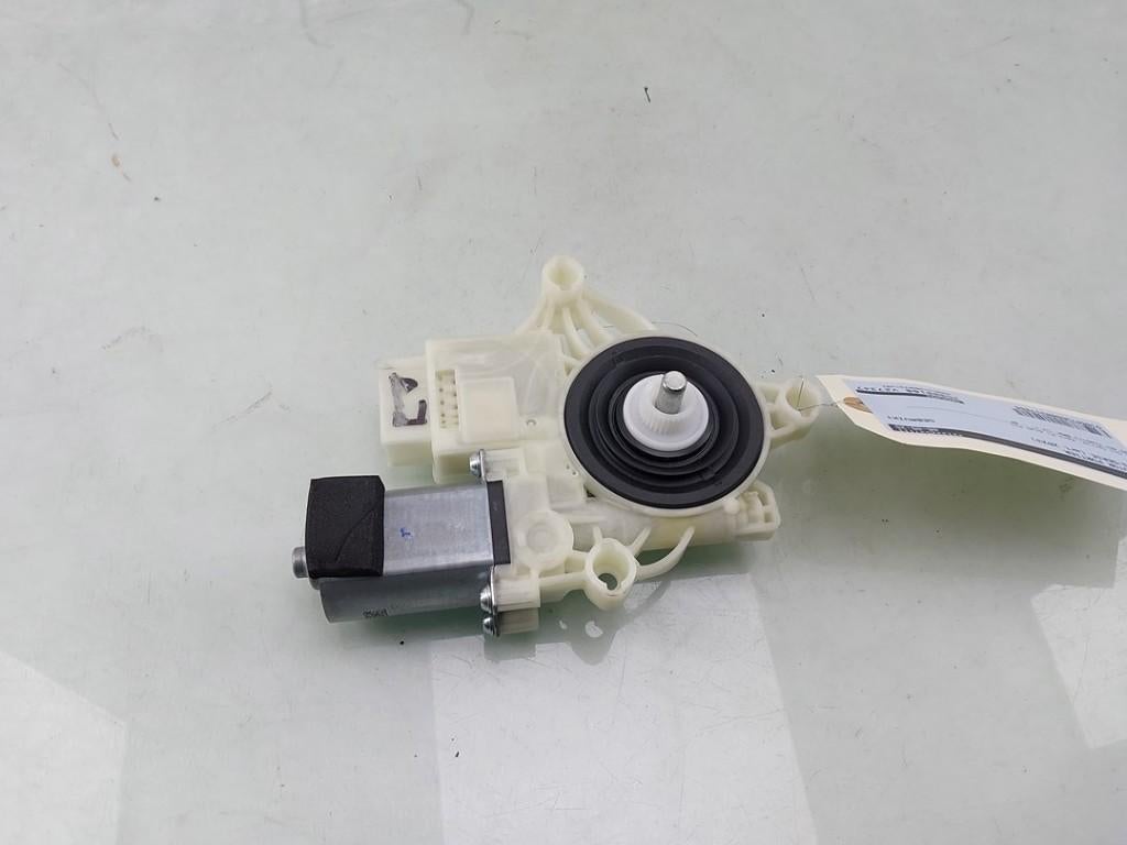 MOTEUR LEVE VITRE ELECTRIQUE BMW 3 serie Touring (G21), Utilisé, BMW