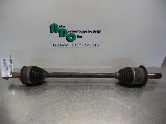 Arbre de transmission arrière droit d'un Mercedes Vito (Vit, 3 mois de garantie, Utilisé, -, -