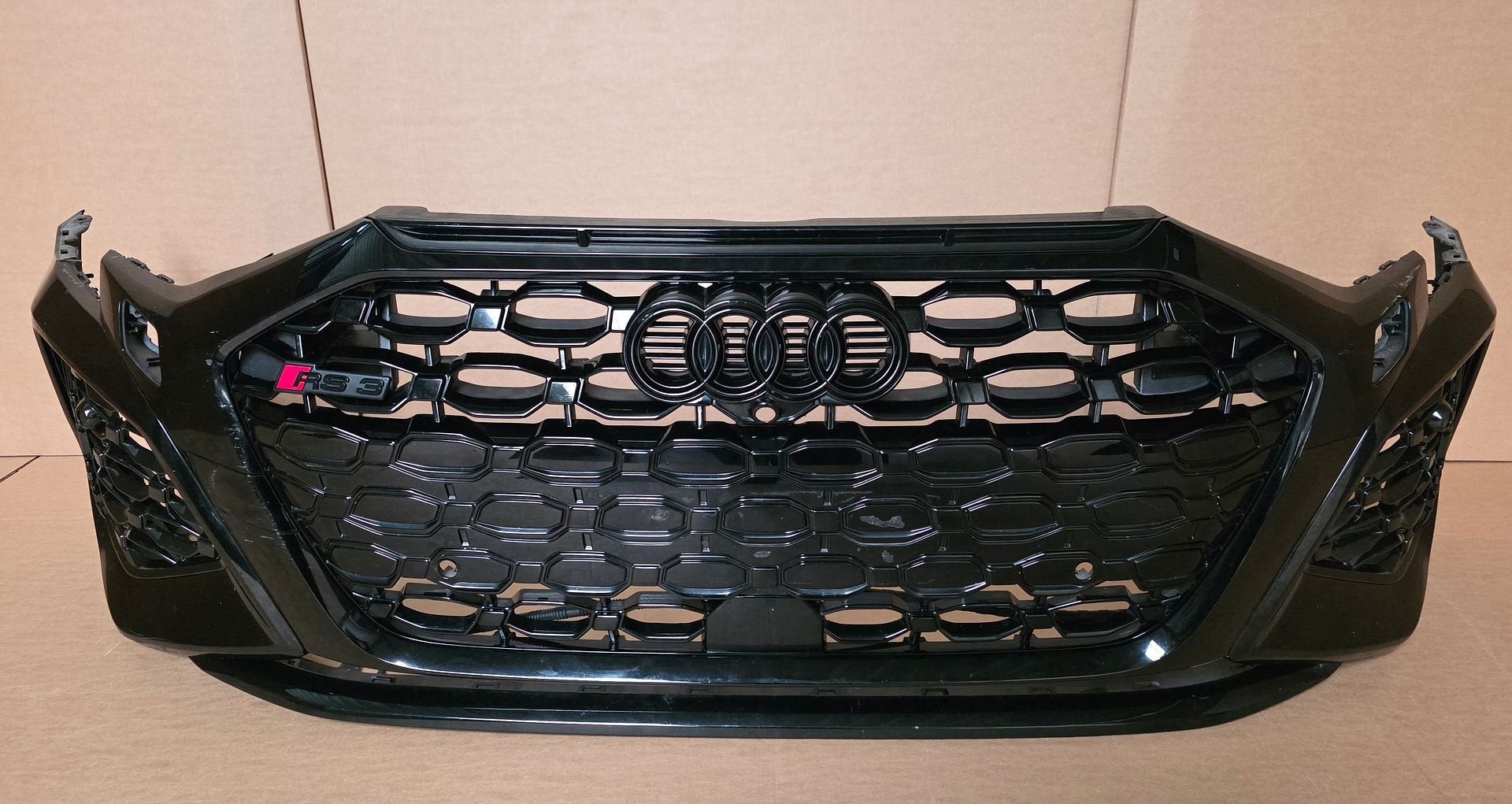 Voorbumper Audi A3 8Y RS3 6xPDC KLS bj.2021-2024 Bumper, Auto-onderdelen, Gebruikt, -, Voor, Ophalen of Verzenden
