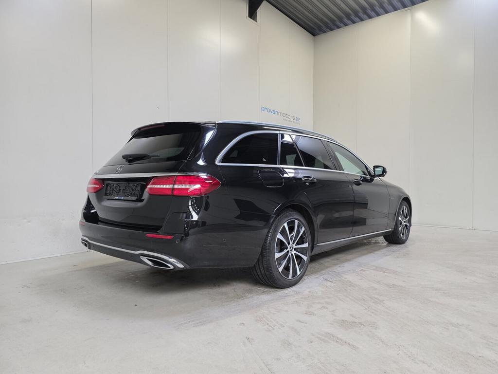 Mercedes-Benz E 300 de Break PlugIn Hybrid -ACC- GPS - Tops, Auto's, Mercedes-Benz, 0 min, USB, https://public.car-pass.be/vhr/0a011a42-20d6-4bd3-b58d-a8292ae36702